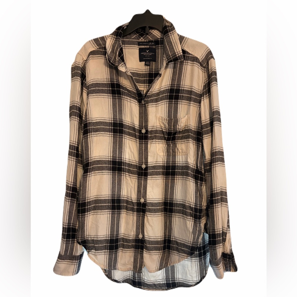 American Eagle Black and White Plaid Shirt